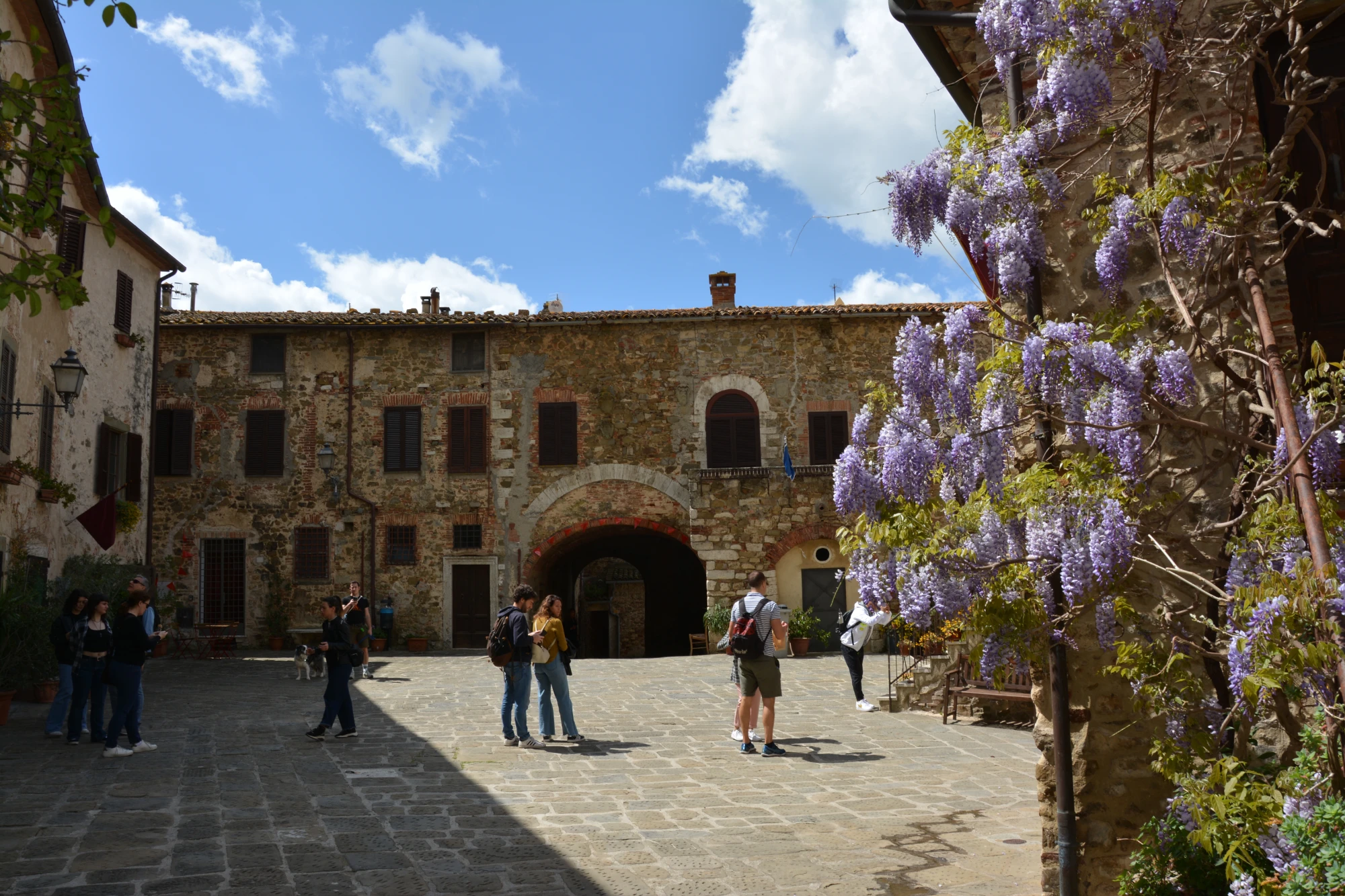 borgo